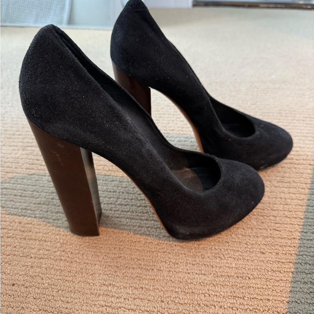 B Brian Atwood Suede Platform Heels - Picture 3 of 9